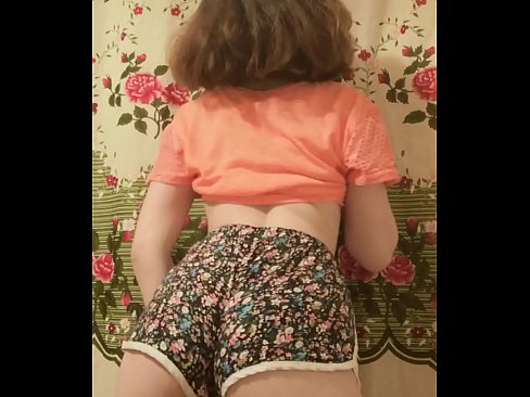 ❤️ ʻO ka pēpē ʻōpio uʻi e wehe ana i kona mau pōkole ma ka pahupaʻikiʻi ️ Nani porn ma haw.pornovore.ru ❌❤